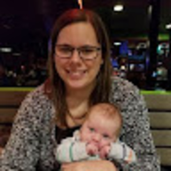 Meet your Posher, Katie - Picture 1 of 1